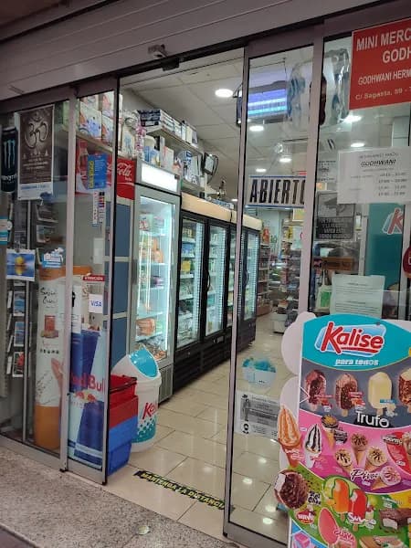 Minimarket Godhwani Hindú