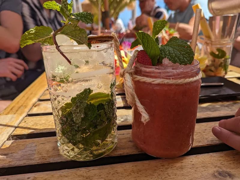 Tipsy Hammock bar