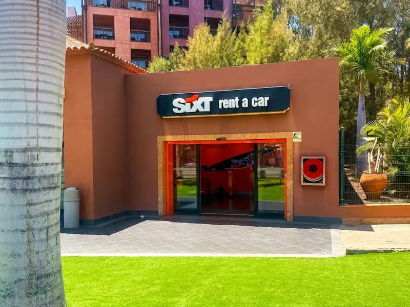 Avis Car Rental (Kiosk)